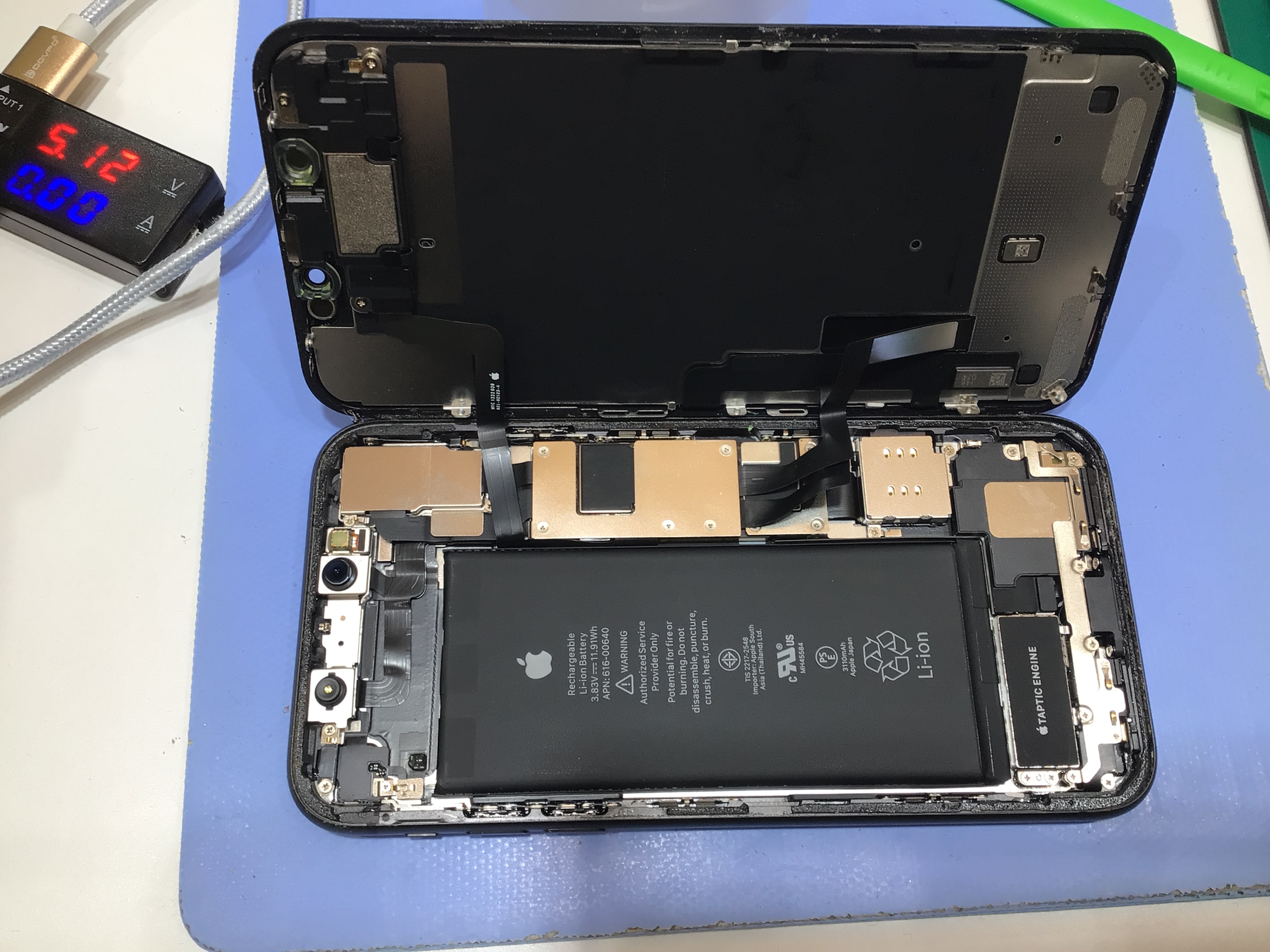 iPhone11のバッテリー交換は、データそのまま・即日修理のスマホ修理工房港北TOKYU S.C.店へ！